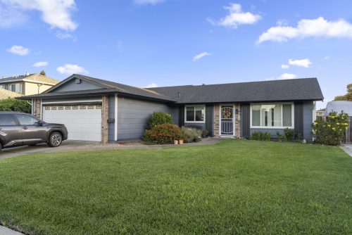 003_37699_dahlia_dr._newark02351_83